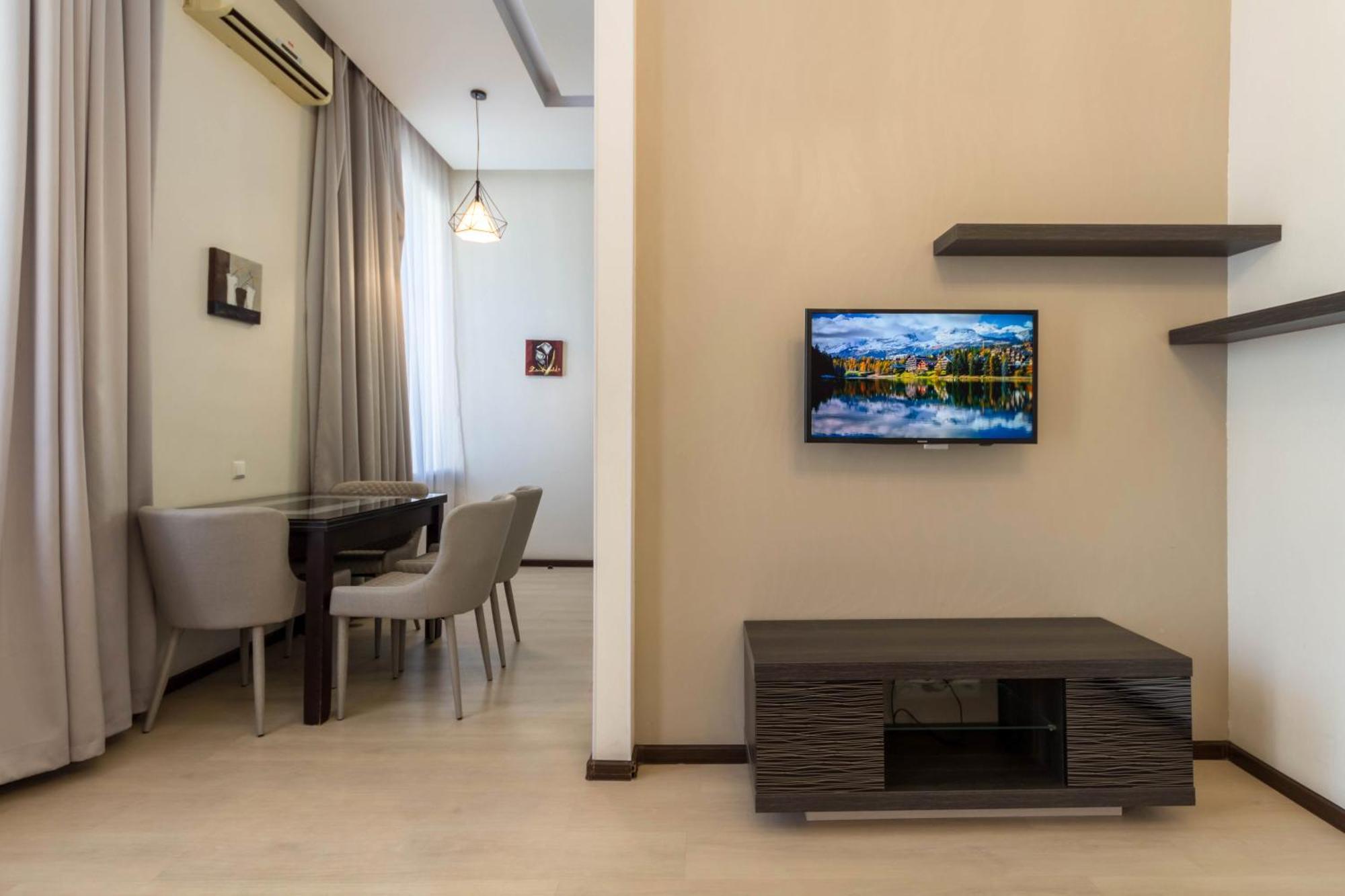 Central Apartments Maidan Area Kiev Dış mekan fotoğraf
