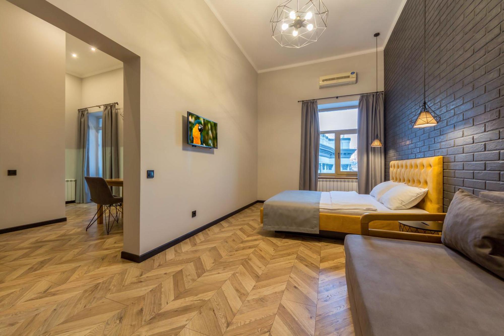 Central Apartments Maidan Area Kiev Dış mekan fotoğraf